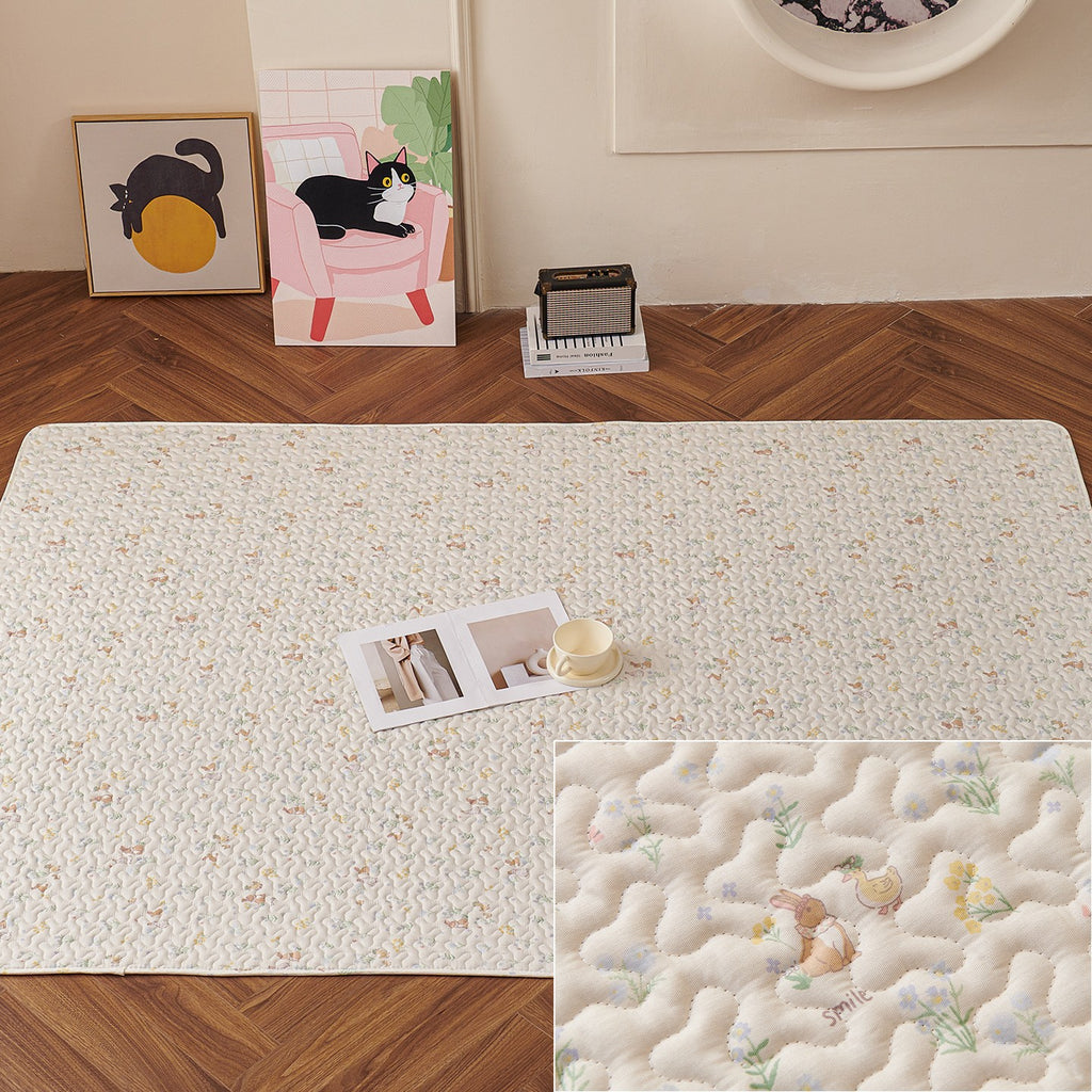 Folded pure cotton non-slip pet mat showing fabric texture and thickness, suitable for cats, dogs, and rabbits