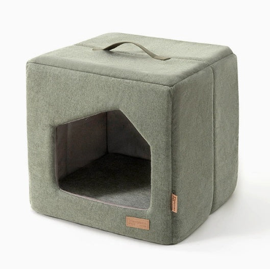 Square semi-enclosed felt pet bed with cozy house design, suitable for cats and small dogs in any season